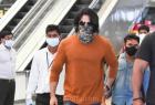 yash-arrives-at-hyderabad-airport-in-style
