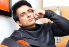 sonu-sood-to-gift-e-rickshaws-to-the-poor