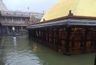 chidambaram-natarajar-temple-surrounded-by-floods