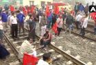 left-parties-protest-on-the-railway-tracks-in-many-states