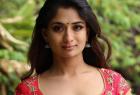 indusrialist-daughter-entering-as-actress