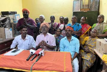 was-it-fair-for-the-police-to-throw-food-cooked-for-devotees-on-the-road-ayyavarai-temple-administrators-outraged