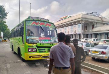 mini-bus-seized-by-nagarkovil-police