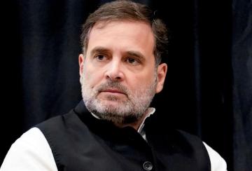 Congress-lions-never-bow-Rahul-Gandhi-on-stopping-the-war