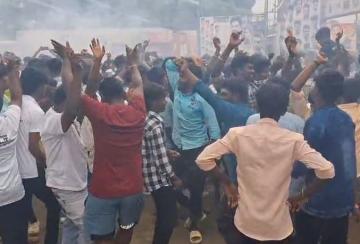 mari-selvaraj-s-bison-movie-release-fans-celebrated-grandly-in-tirunelveli