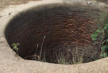 woman-commits-suicide-near-alankulam-unable-to-repay-debt