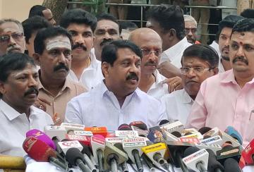 dmk-is-inciting-nayinar-nagendran-alleges-about-the-protest-by-revenue-department-staff