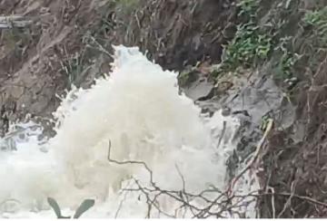 Floodwater-canal-breaks-in-Didiyur-area