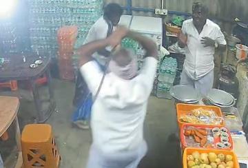 wife-s-brother-hacked-to-death-in-kayathar