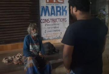 Treatment-at-Nellai-Government-Hospital-Elderly-man-pushed-on-the-roadside