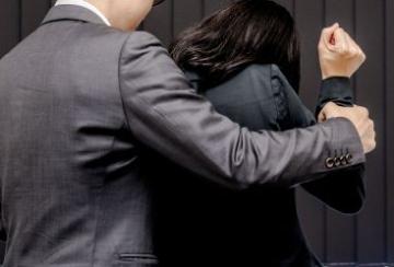 female-employee-sexually-harassed-in-kalakkad-doctor-escapes