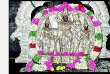 Ayyappa-devotees-worship-at-Nellai-Junction-Road-Kumaraswamy-Temple