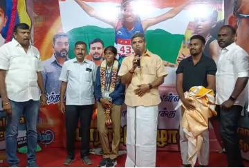 nellai-City-DMK-felicitated-athlete-edvina-jeson