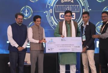 National-Quiz-Competition-tisaiyanvilai-Jayanthinathar-Marine-College-student-won-second-prize