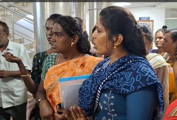 Transgender-protest-at-Nellai-Collectorate-demanding-free-house