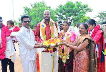 students-celebrate-pongal-festival-on-behalf-of-nellai-j-p-educational-group