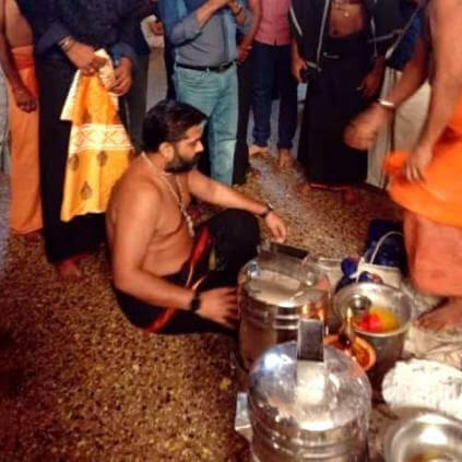 Simbu goes on a pilgrimage.jpg